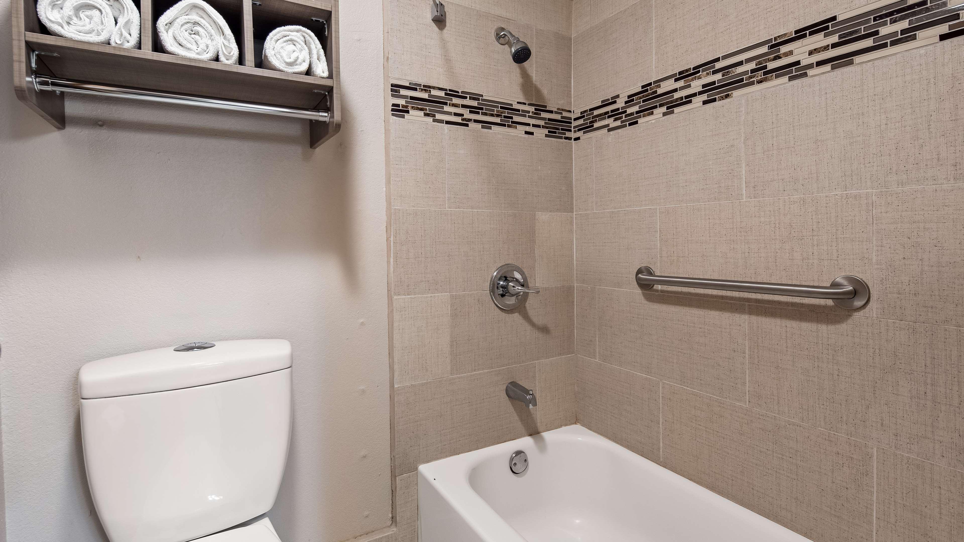 Surestay Plus Hotel By Best Western Kearney Extérieur photo