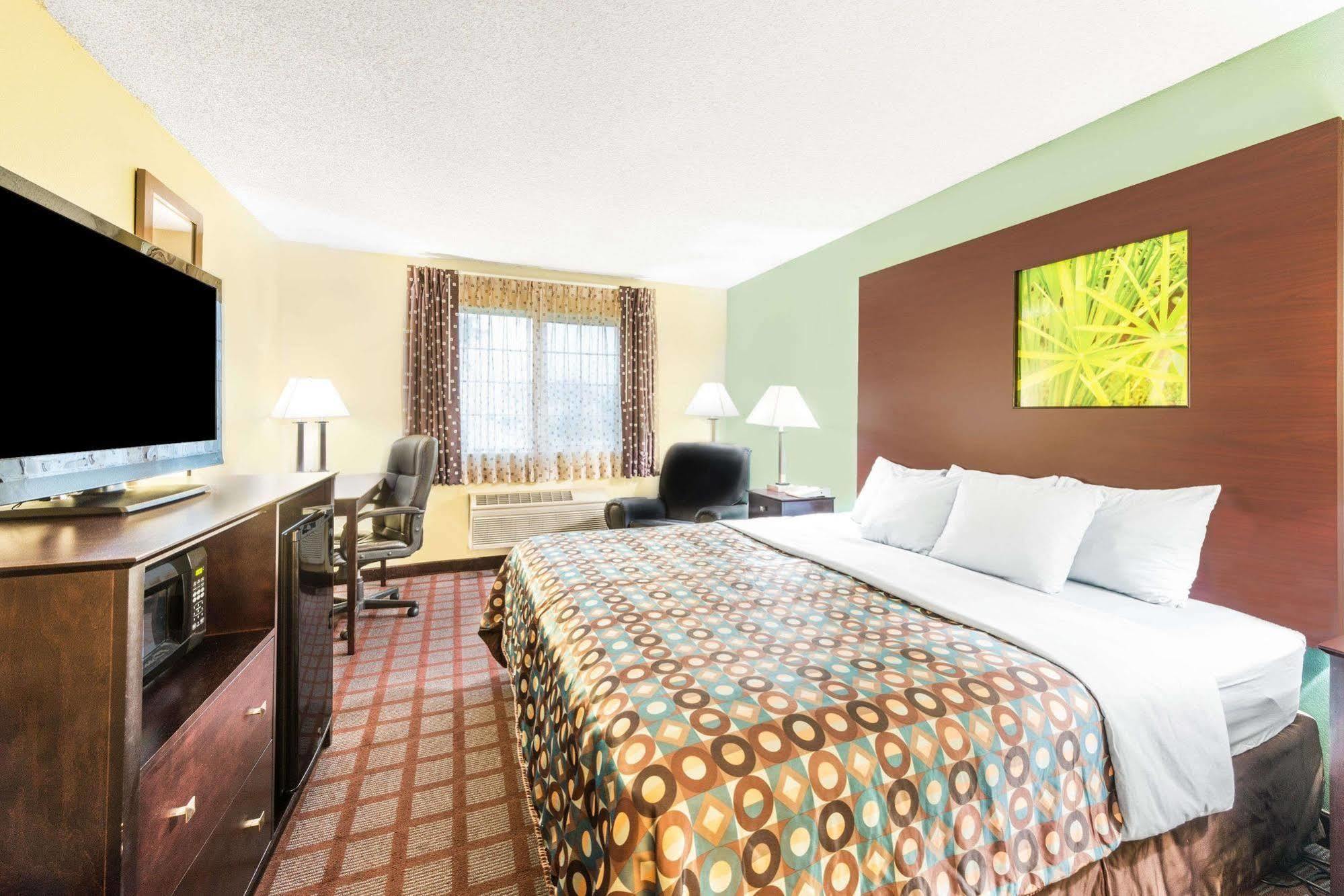 Surestay Plus Hotel By Best Western Kearney Extérieur photo