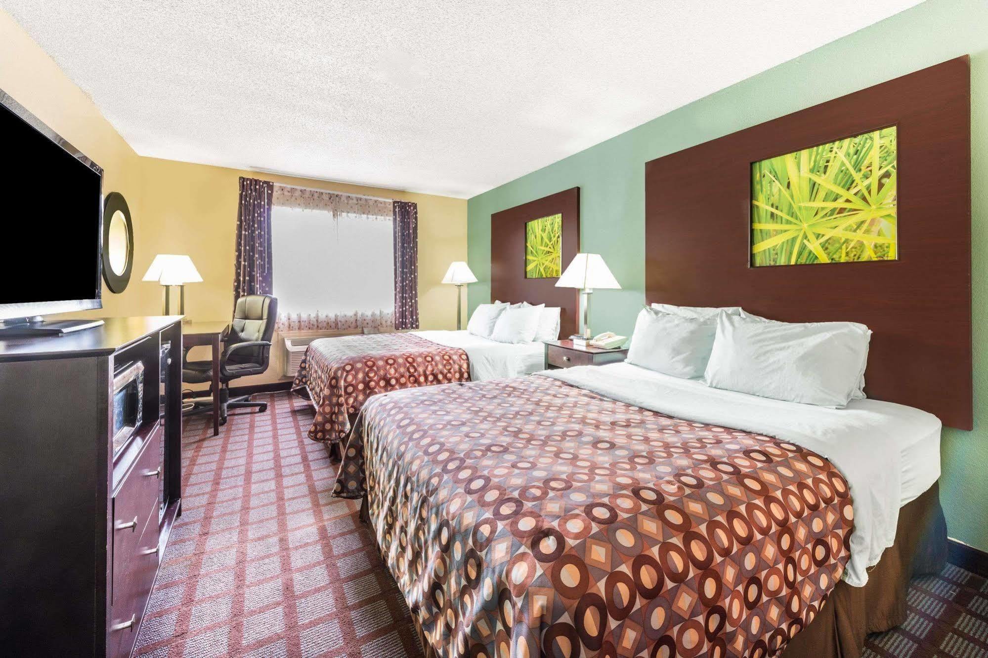 Surestay Plus Hotel By Best Western Kearney Extérieur photo